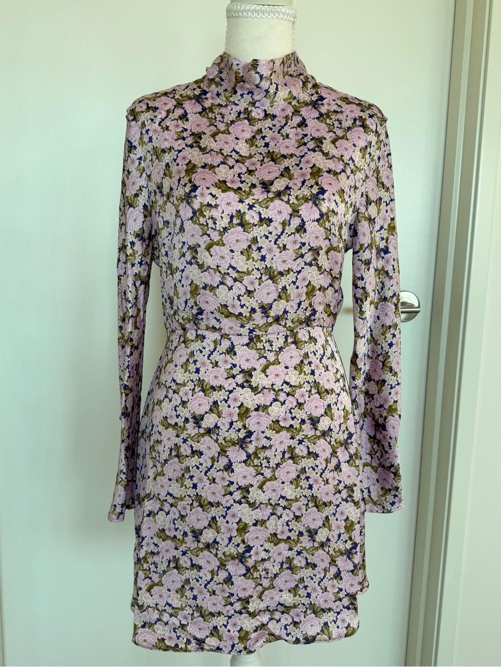 Floral High-Neck Long-Sleeve Mini Dress in Light Purple